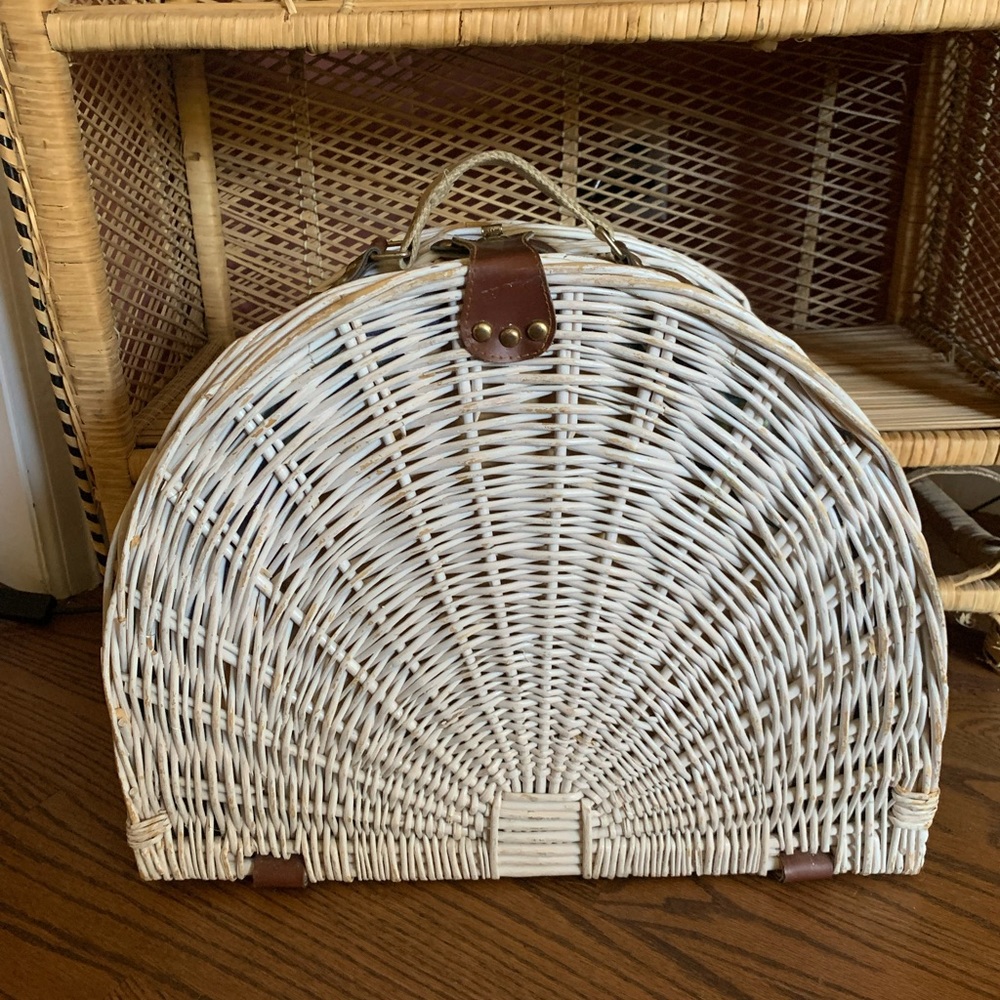 Vintage wicker picnic basket